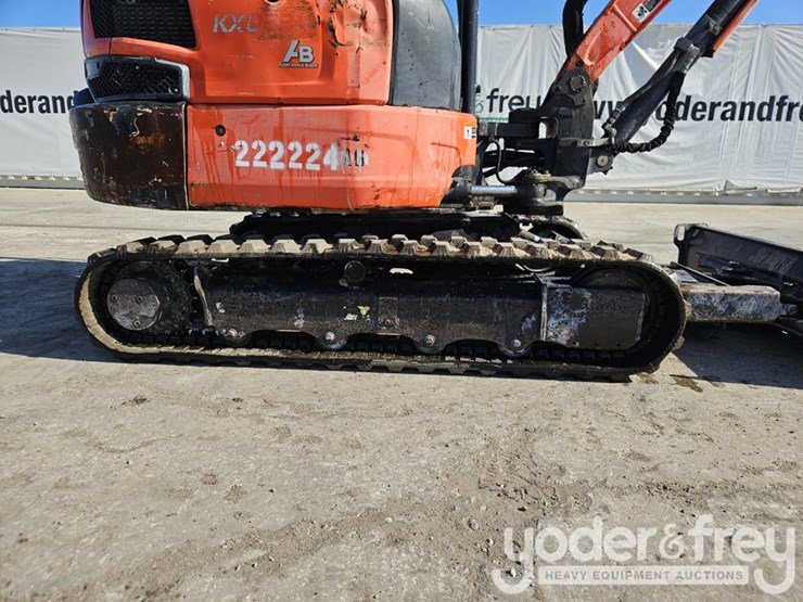 2019-kubota-kx033-4-image-8