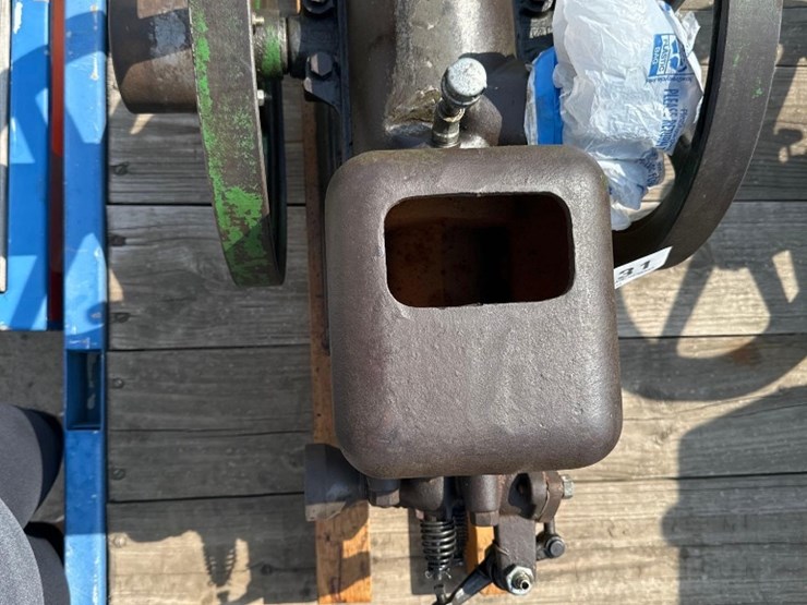 john-deere-h-image-3