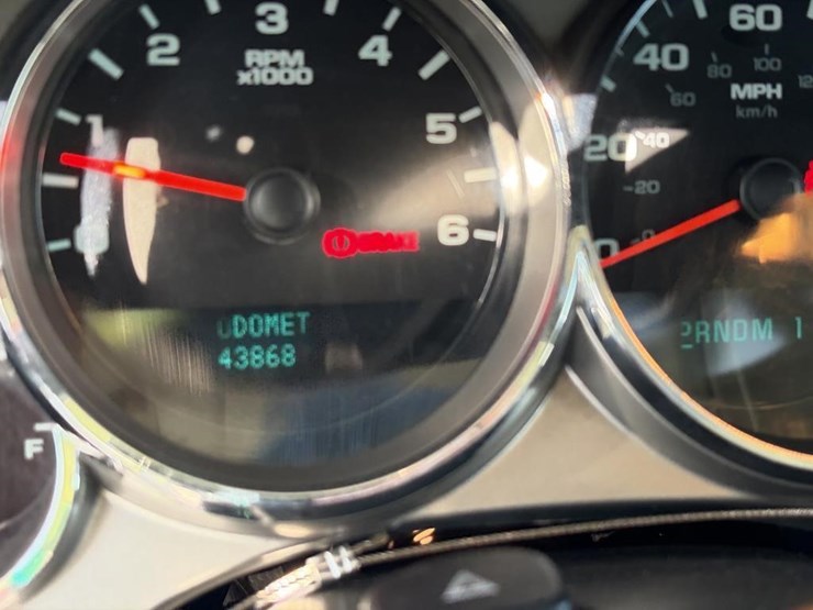 2012-chevrolet-2500-image-7