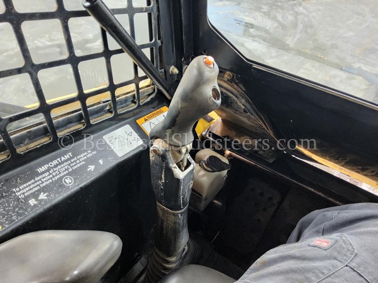 deere-ct332-image-27