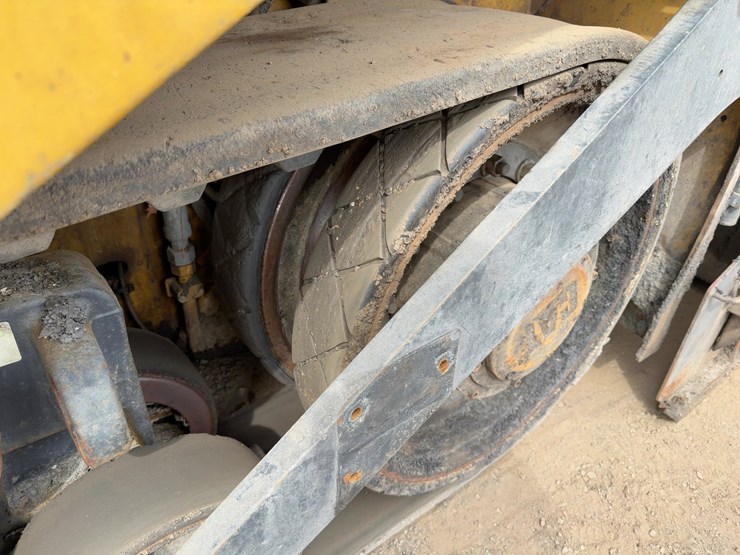 2010-caterpillar-ap-555e-image-13