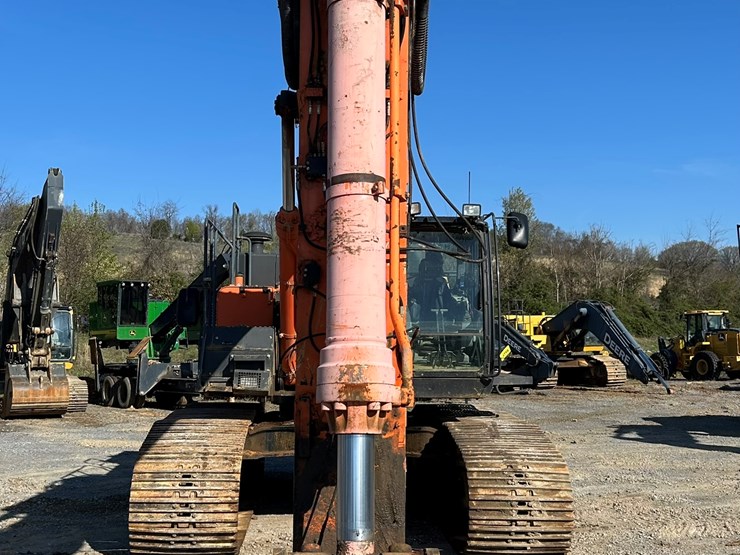 2016-hitachi-zx470-lc-6-image-8