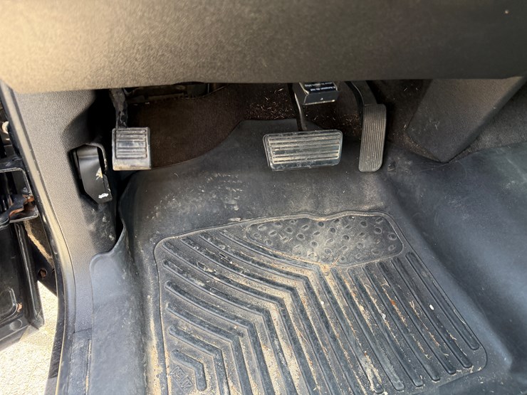 2012-chevrolet-silverado-1500-image-55