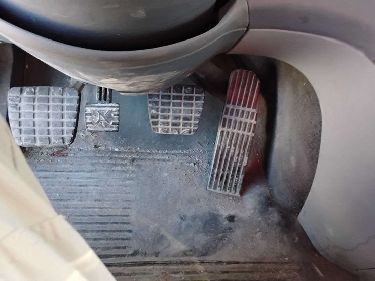 2018-freightliner-glider-3alxfbcg5jdju6490-mileage:-873804-image-22