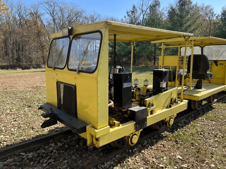 fairmont-rail-car-image-9