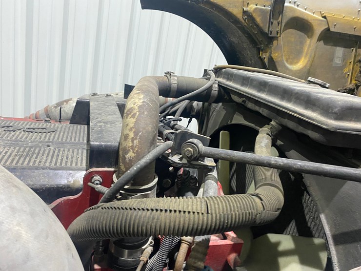 2002-peterbilt-379-image-73