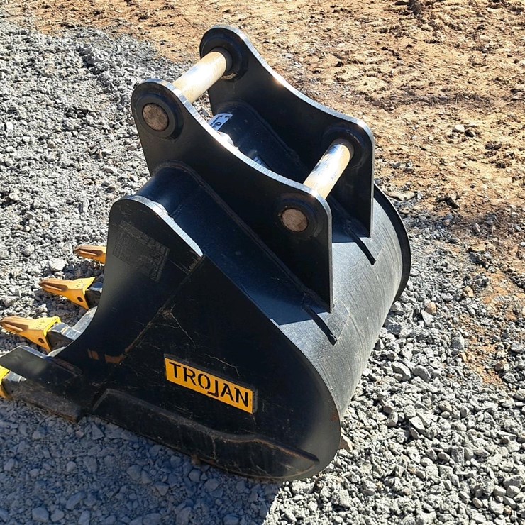 #320 • Trojan Excavator Bucket
