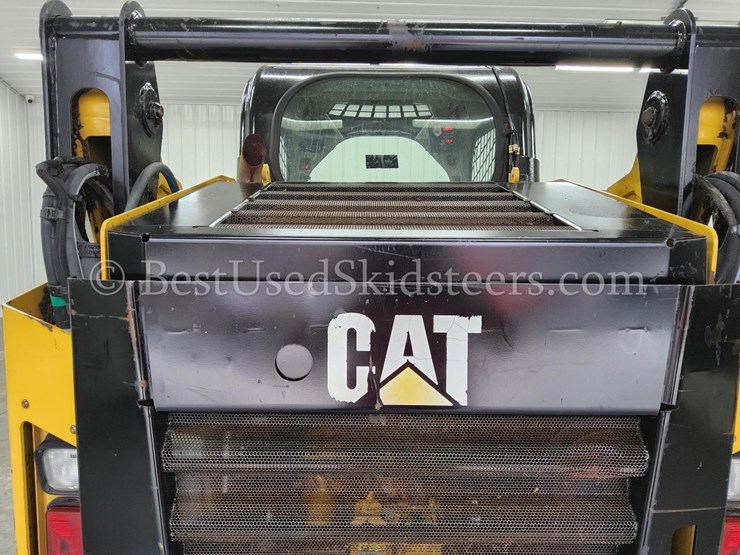 2014-caterpillar-259d-image-19