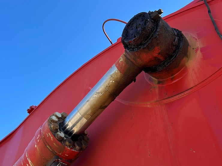 2017-link-belt-700-x2-image-38