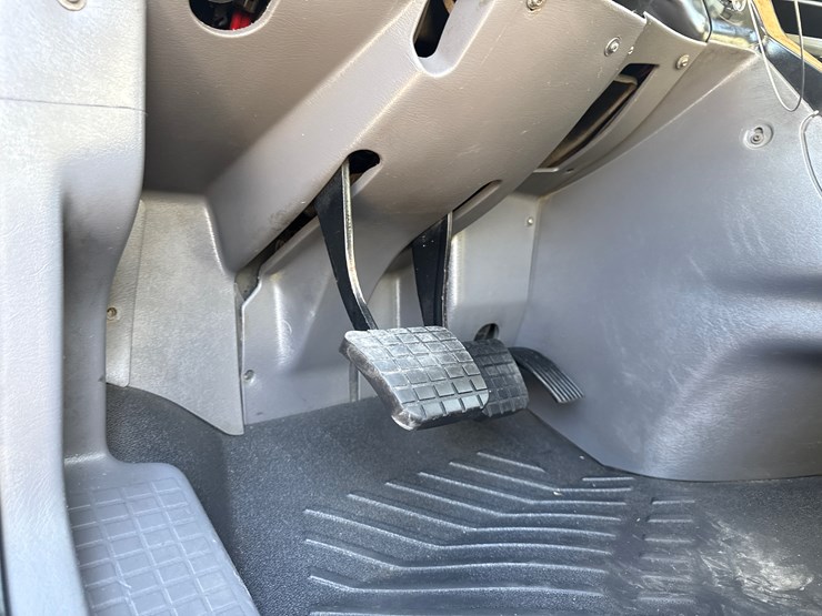 2011-international-prostar-image-45