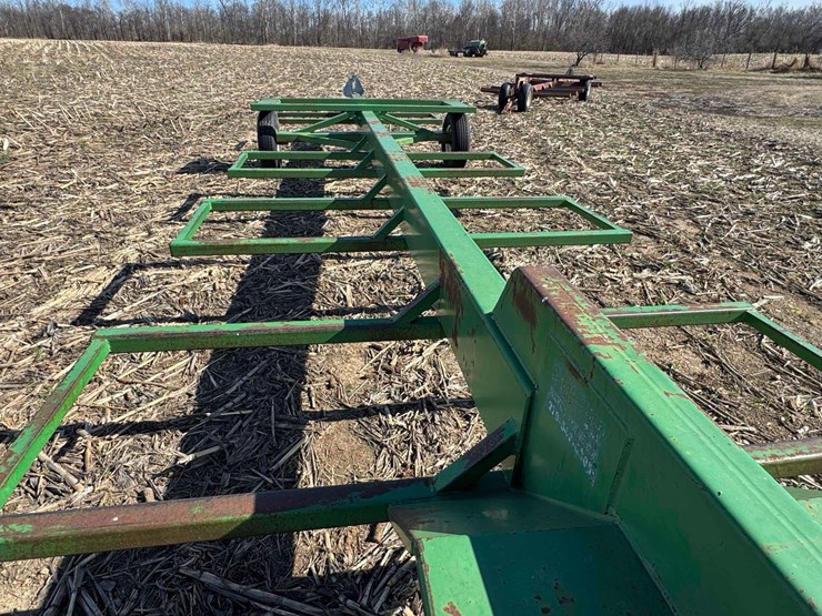 shur-feed-bale-wagon,-10-bale,-tandem-front-dolly-wheel,-adjustable-tongue-image-8