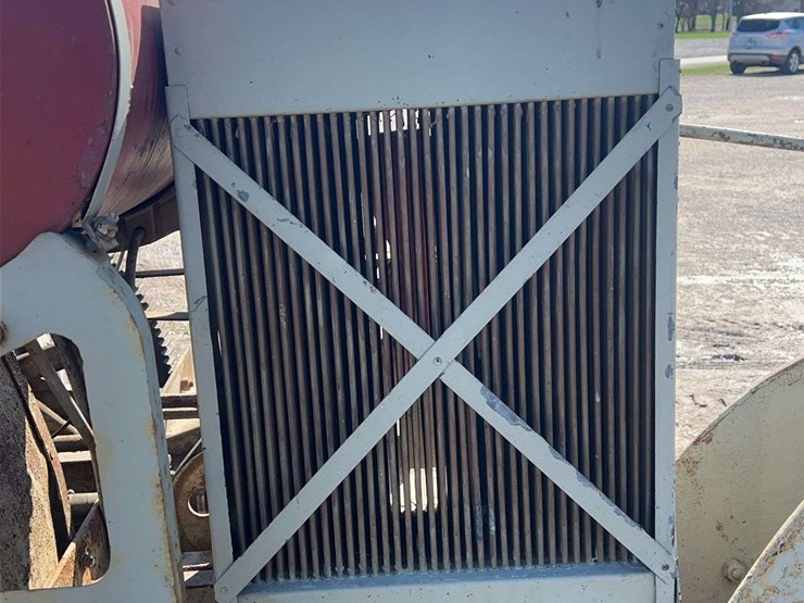 big-bull-tractor-image-24