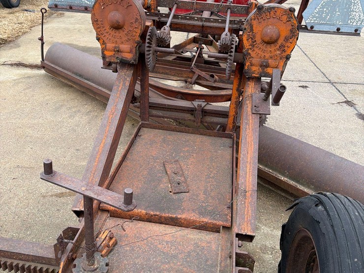 northfield-iron-company-#33-14ft-pull-type-road-grader-image-7