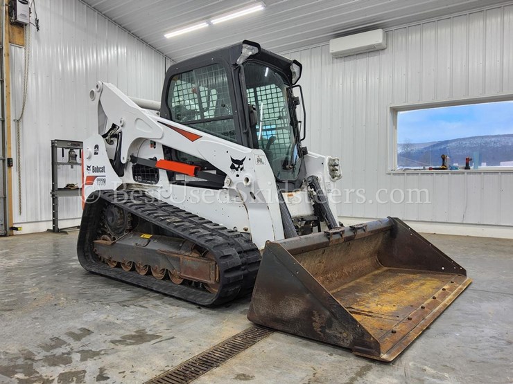 2022-bobcat-t770-image-4