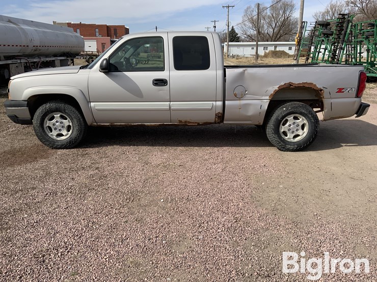 2005-chevrolet-silverado-1500-image-8