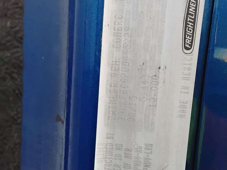 freightliner-cascadia-tractor-2015-freightliner-cascadia-3alxfb007gdg85229-mileage:-does-not-r-image-27