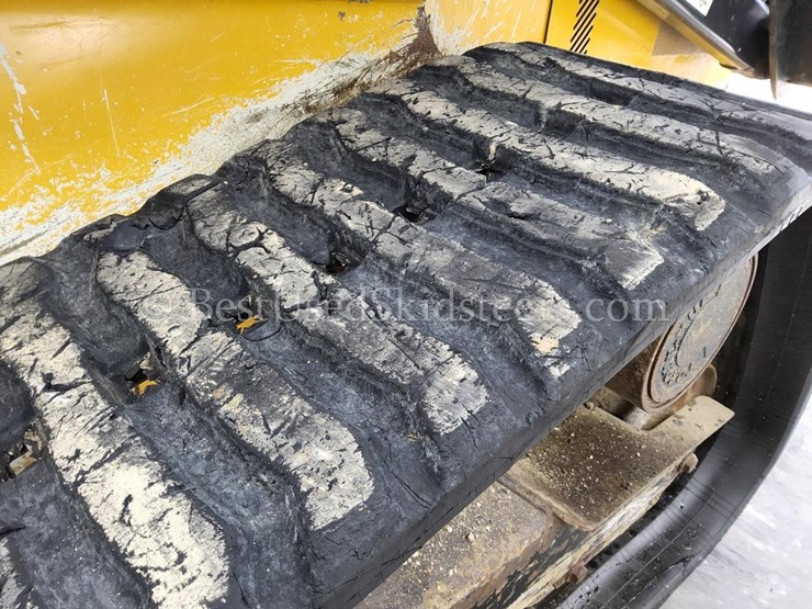 2014-deere-333e-image-19