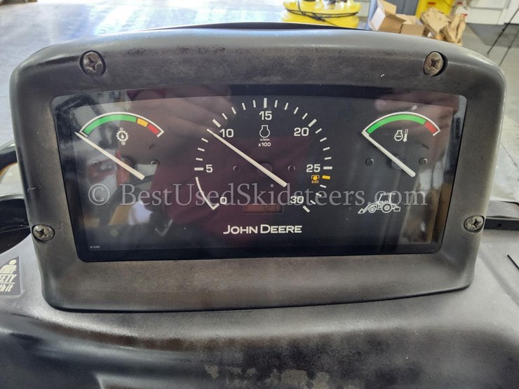 john-deere-110-image-31