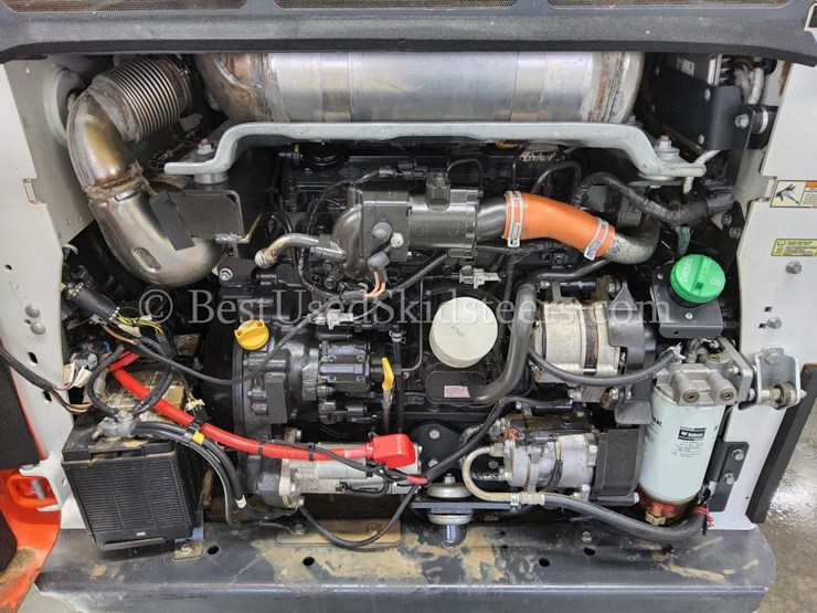 2023-bobcat-t770-image-28
