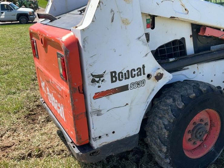 2013-bobcat-s630-image-35