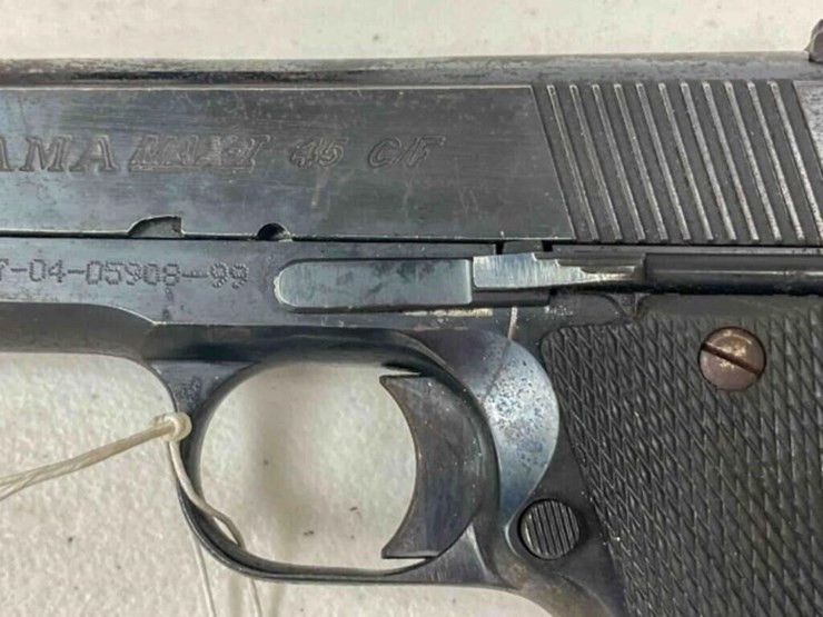 llama-pistol-image-3