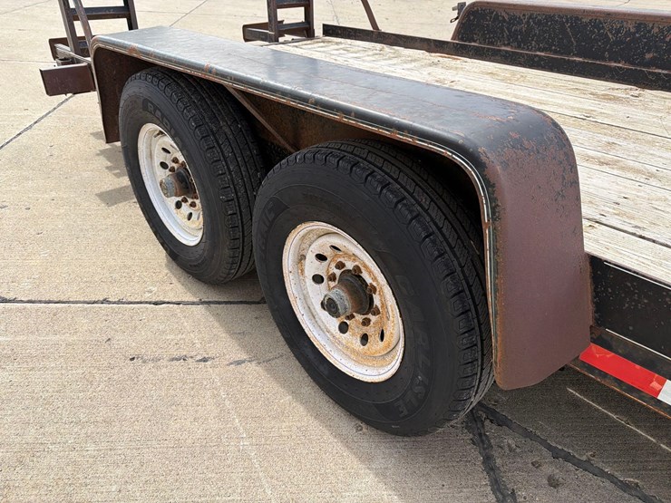 2006-dressen-80”-x-18ft-bumper-hitch-flatbed-trailer-image-15