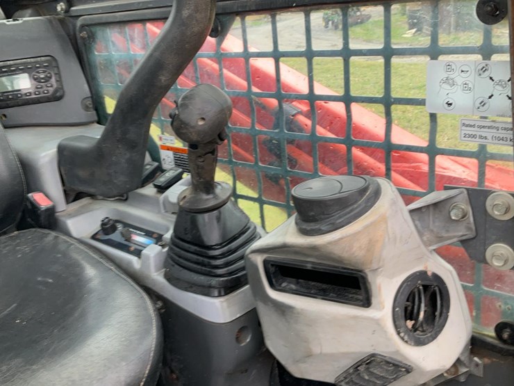 #250-•-2020-kubota-slv75-2-skid-steer-image-14