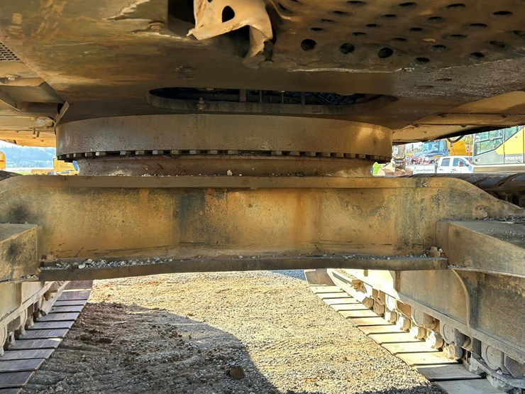 2017-link-belt-700-x2-image-86