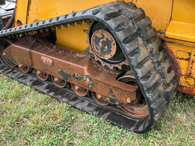 2003-deere-ct332-image-29