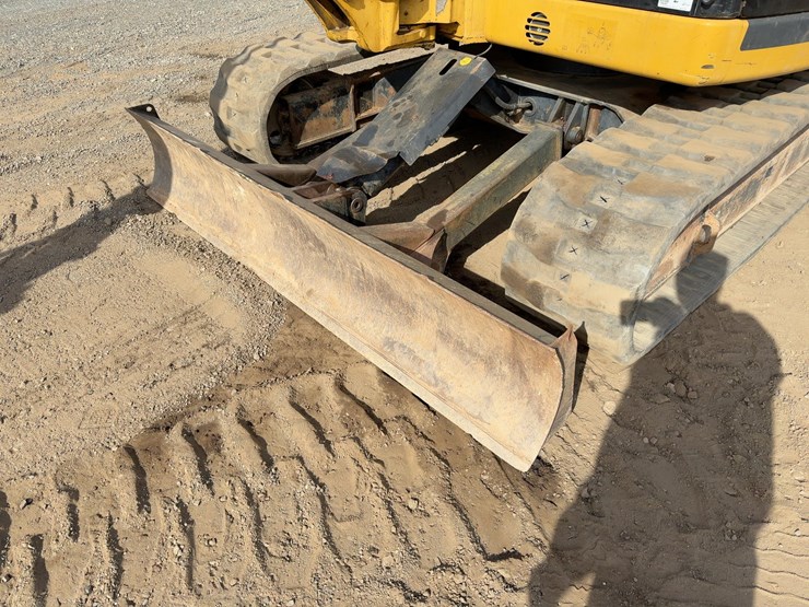 2010-caterpillar-308d-cr-image-11