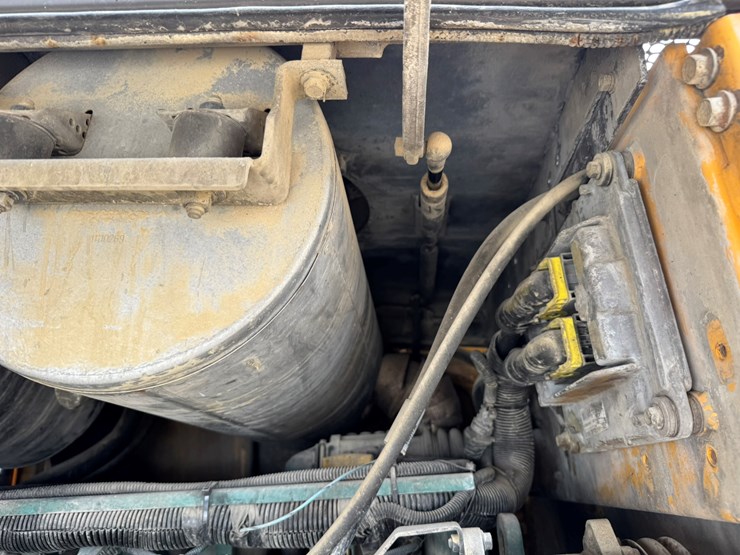 2007-volvo-l120f-image-53