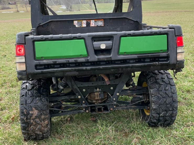 john-deere-gator-image-7