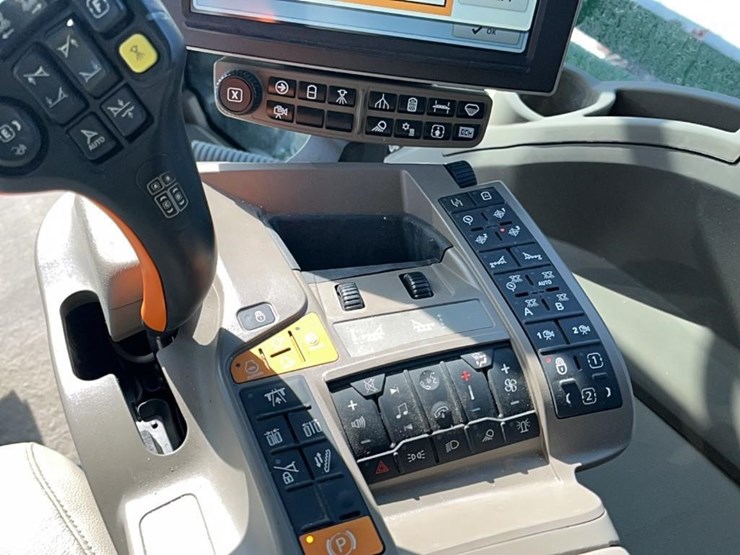 2023-john-deere-410r-image-29