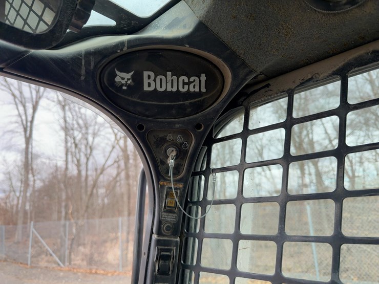 2019-bobcat-s570-image-20