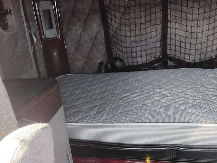 2018-freightliner-glider-3alxfbcg5jdju6490-mileage:-873804-image-23