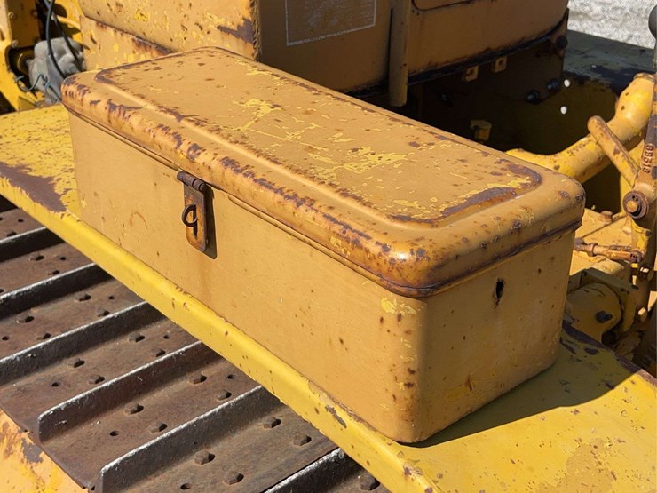 caterpillar-r2-image-34