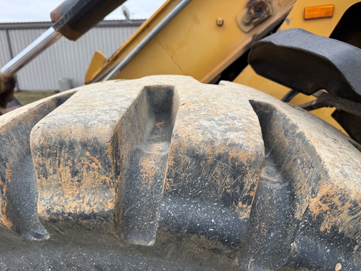 2005-caterpillar-930g-image-79