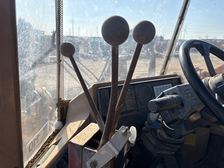 caterpillar-it28f-image-54