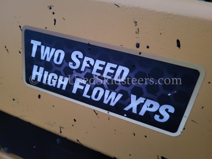 2023-caterpillar-262d3-image-12