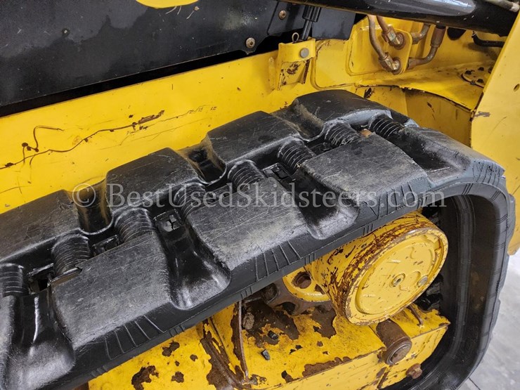 2019-caterpillar-249d-image-24