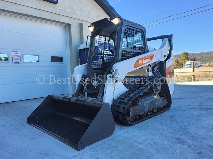 2021-bobcat-t64-image-1