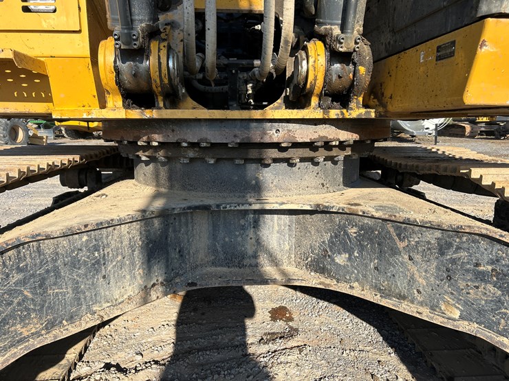 2019-deere-350g-lc-image-64