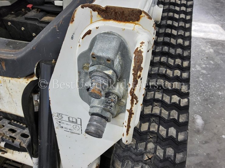 2016-bobcat-t550-image-20