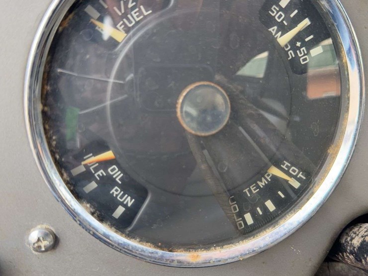 1951-international-l-112-image-17