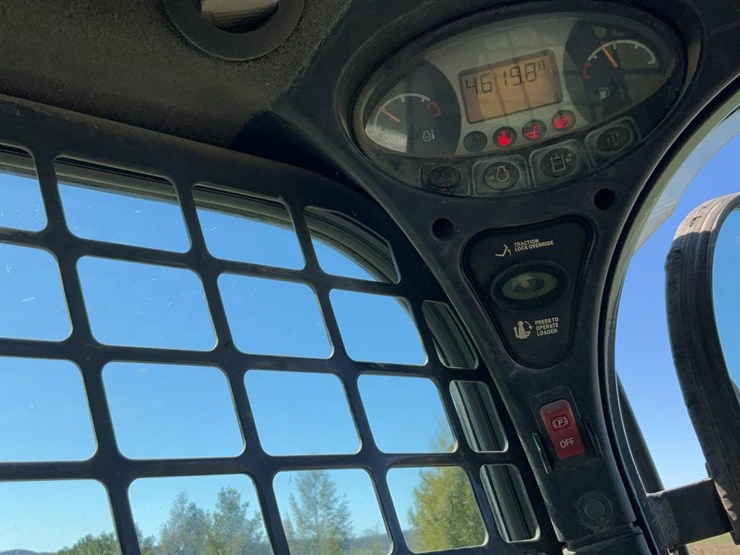 2013-bobcat-s630-image-21