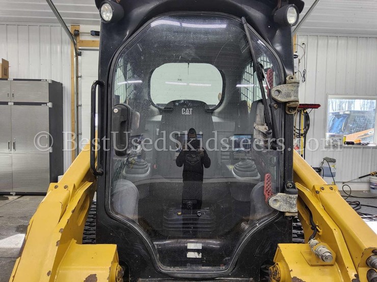2015-caterpillar-279d-image-21