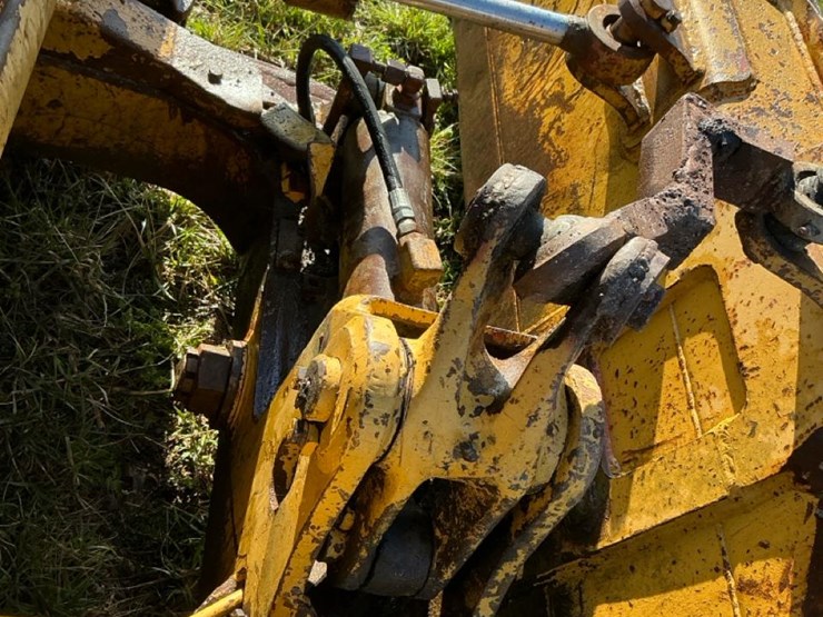 #350-•-1978-komatsu-d31-16-dozer-image-30