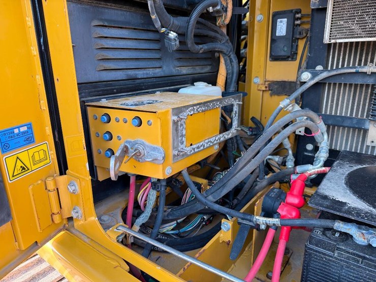 caterpillar-313fl-image-47