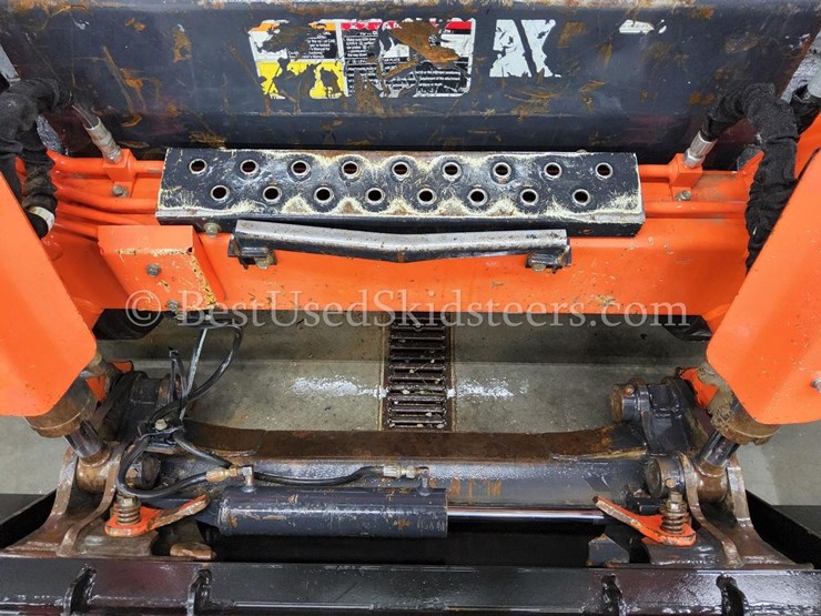 2023-kubota-svl97-2-image-17