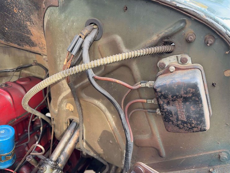 1951-international-l-112-image-59